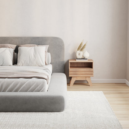 Expanse Bed Low Pile Chinelle Soft Grey